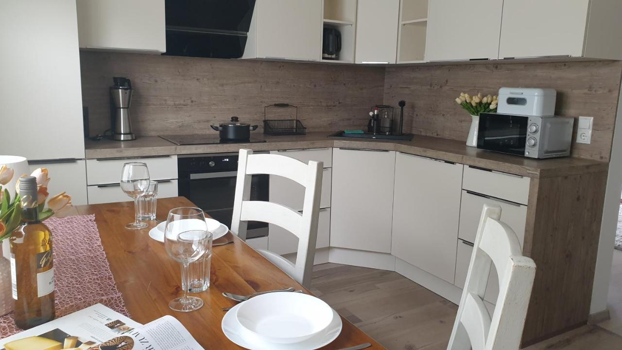 Boardingappartement Windeckblick, Ruhige, Zentrale Lage Mit Grossem Suedbalkon Bühl Exterior foto