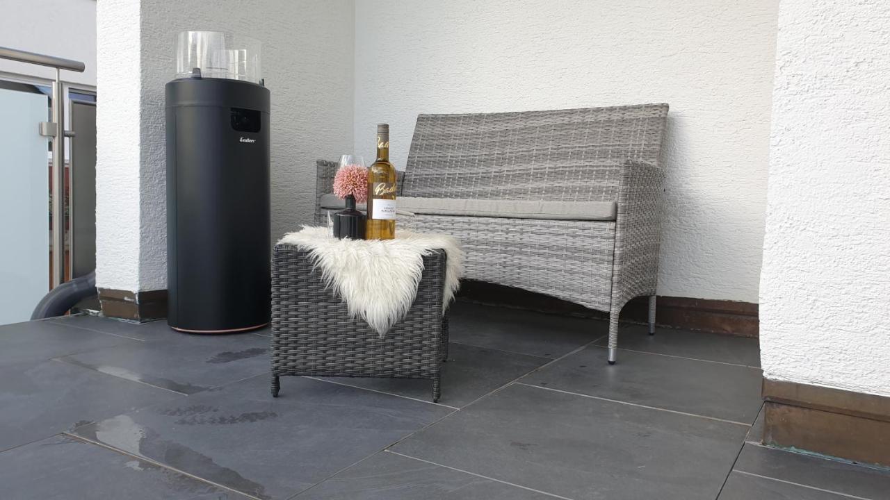 Boardingappartement Windeckblick, Ruhige, Zentrale Lage Mit Grossem Suedbalkon Bühl Exterior foto