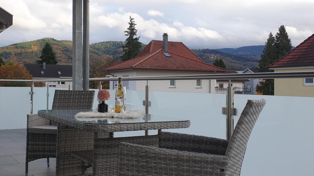 Boardingappartement Windeckblick, Ruhige, Zentrale Lage Mit Grossem Suedbalkon Bühl Exterior foto