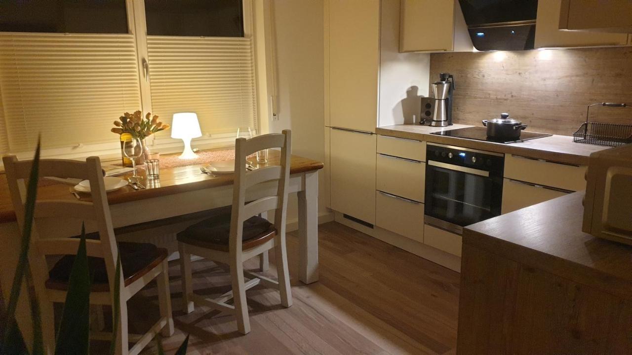 Boardingappartement Windeckblick, Ruhige, Zentrale Lage Mit Grossem Suedbalkon Bühl Exterior foto